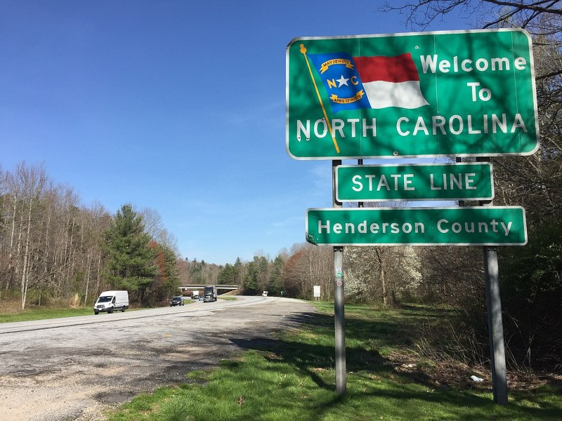 "Welcome to North Carolina" sign